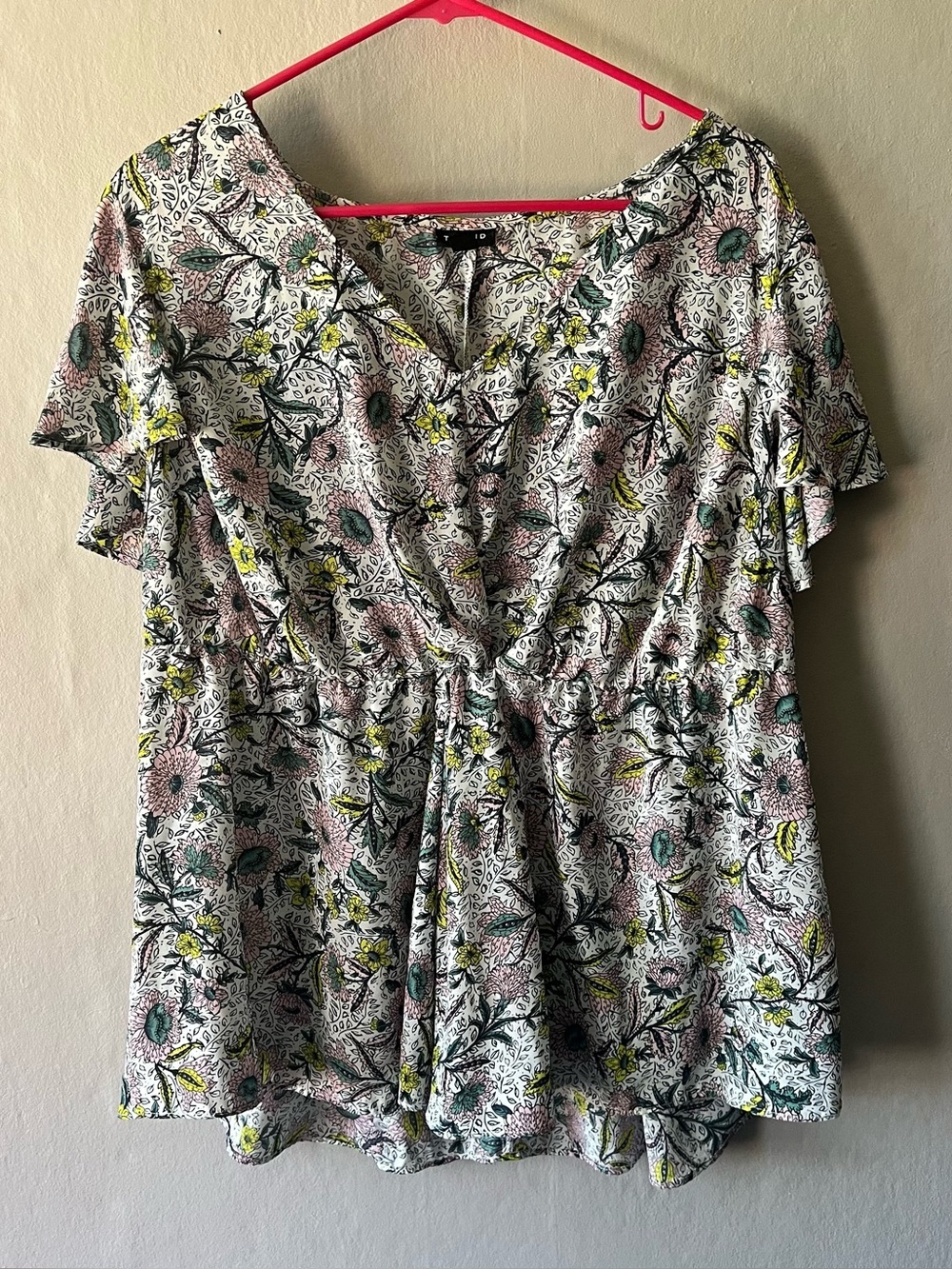 Torrid Georgette Twist Surplice Flutter Sleeve Blouse Size 1